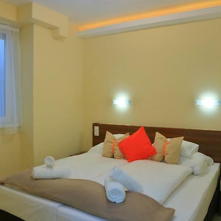 Maria Apartman Pécs Zewnętrze zdjęcie
