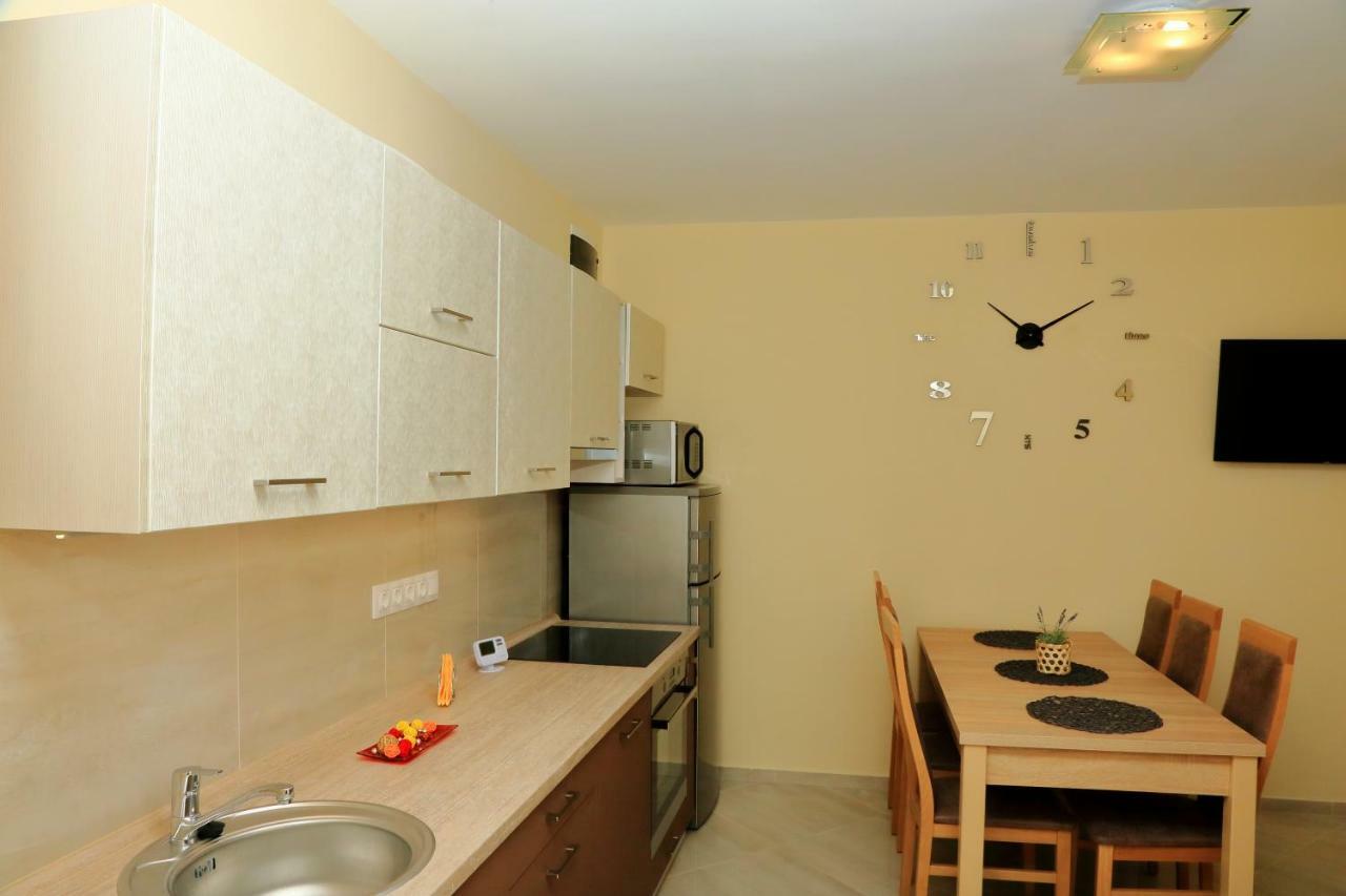 Maria Apartman Pécs Zewnętrze zdjęcie